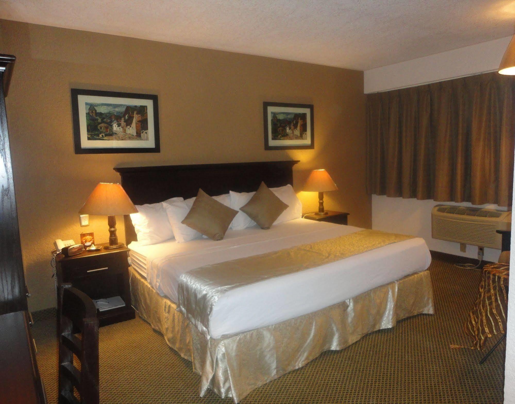 Best Western Posada Del Rio Gomez Palacio Extérieur photo